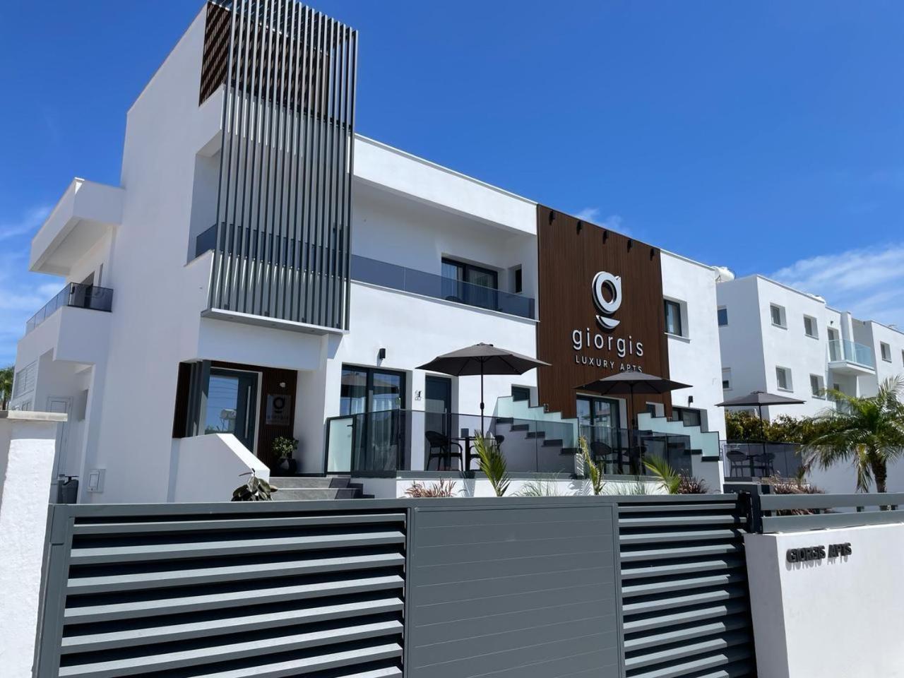 Giorgis Luxury Apartments Ayia Napa Luaran gambar